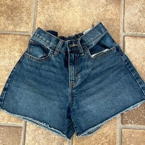 Old Navy Size 14 cut off jean shorts excellent condition.